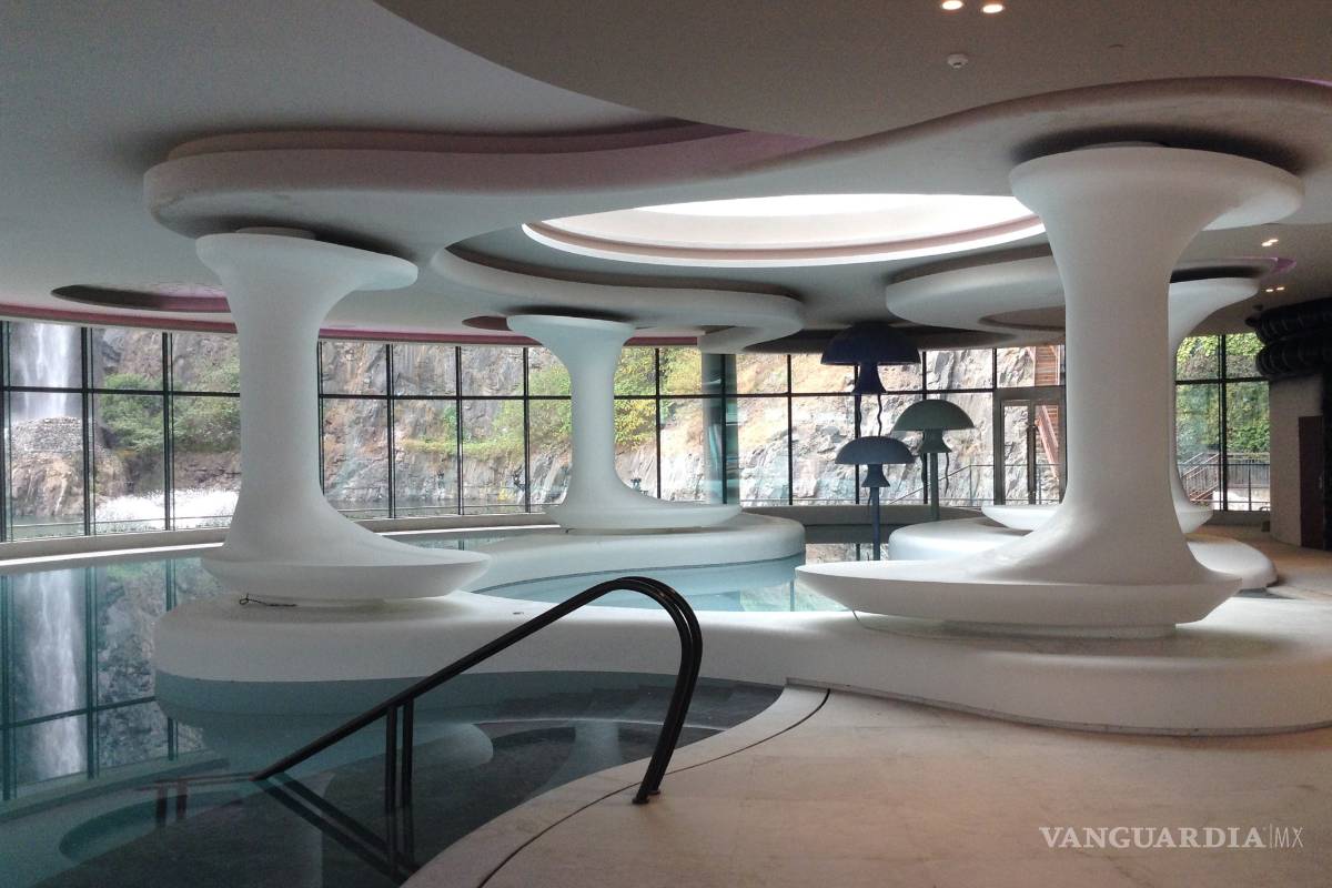 $!Shimao Wonderland, un majestuoso hotel que no fue construido hacia arriba, sino hacia abajo