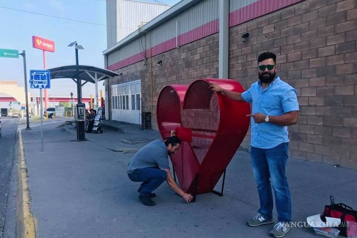 $!En sólo 2 días, vecinos de la colonia Mirasierra de Saltillo ya completaron su primer corazón de taparroscas; apoyan a niños con cáncer