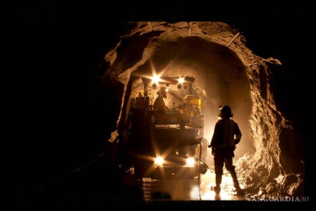 Baillères, Ancira, Larrea y Slim, los favoritos de Peña Nieto para las concesiones mineras