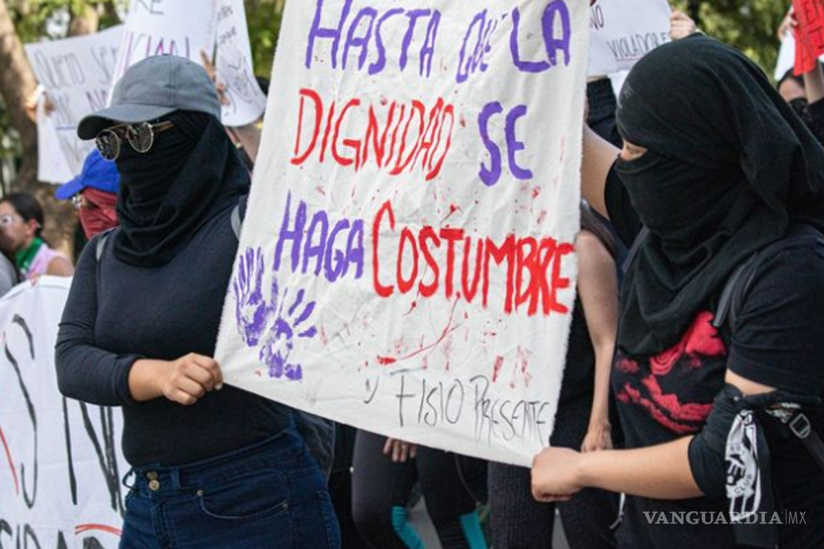 Acoso, feminicidios y amenazas cimbran a la Universidad Autónoma de Querétaro; exigen justicia con paro estudiantil