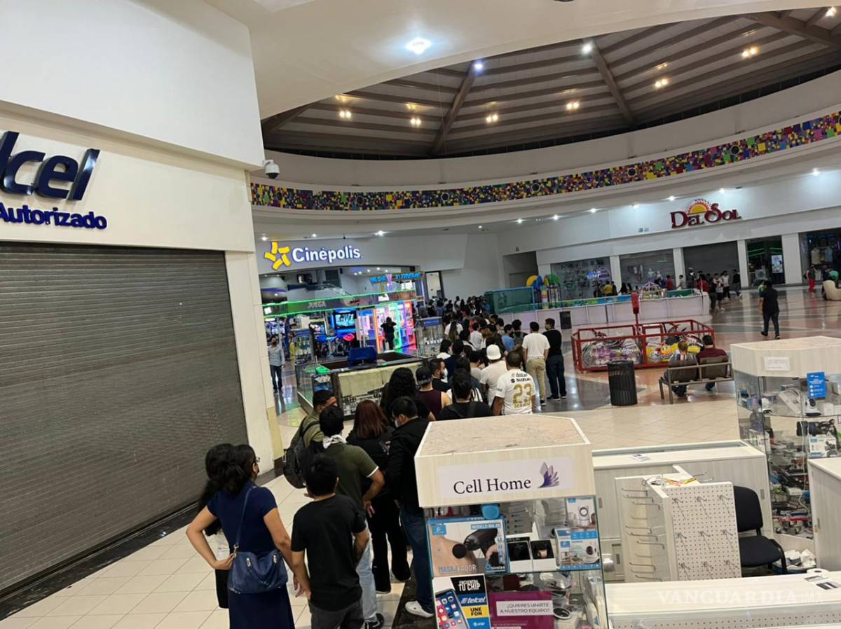 $!Muchos fans que acudirán este miércoles al estreno de la secuela de “Doctor Strange” aprovecharon la mañana para ver el último episodio de “Moon Knight” buscando alguna pista o vínculo entre la serie y la película.