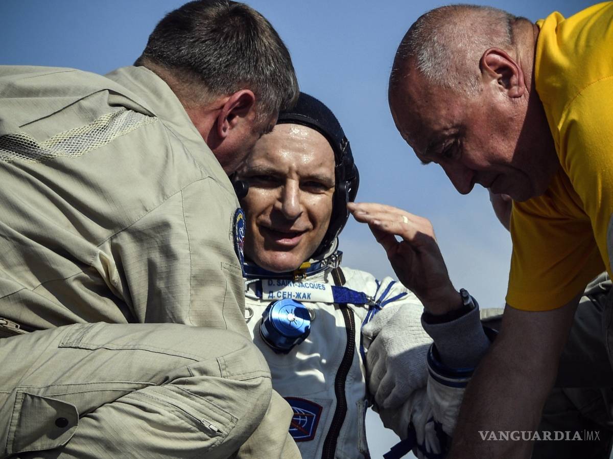 $!Astronautas de Rusia, Canadá y EU regresan a la Tierra