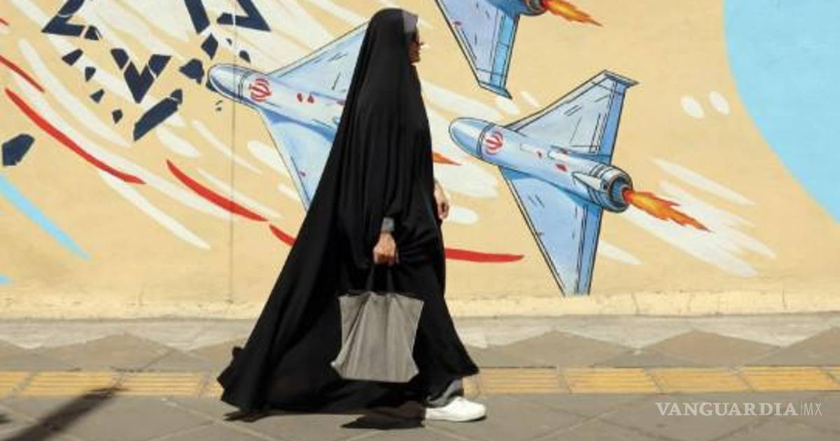 Irán ataca bases estadounidenses en Jordania, Kuwait y Bahréin después de que Trump ordenara ataques cerca del estrecho de Ormuz