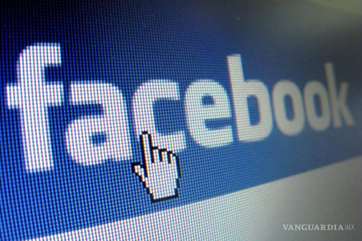 Para entrar en EU tendrás que informar sobre tus cuentas de Twitter y Facebook