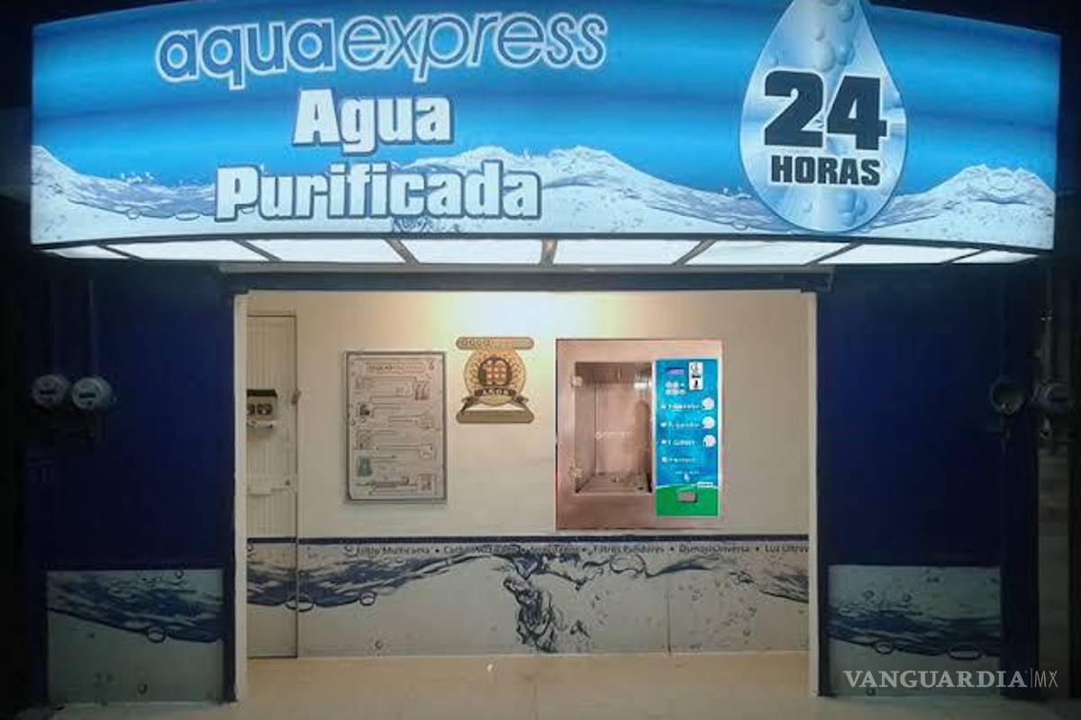 Cuidado con lo que tomas: por brote de hepatitis en Torreón, revisan máquinas expendedoras de agua purificada