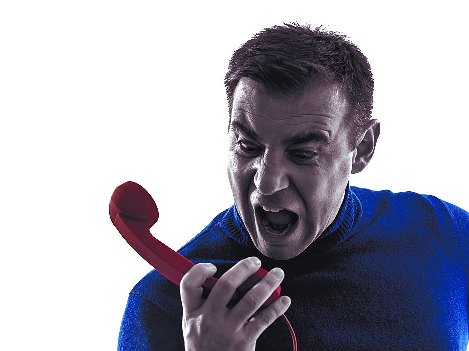 Intentan extorsiones teléfónicas ahora con lada de Saltillo