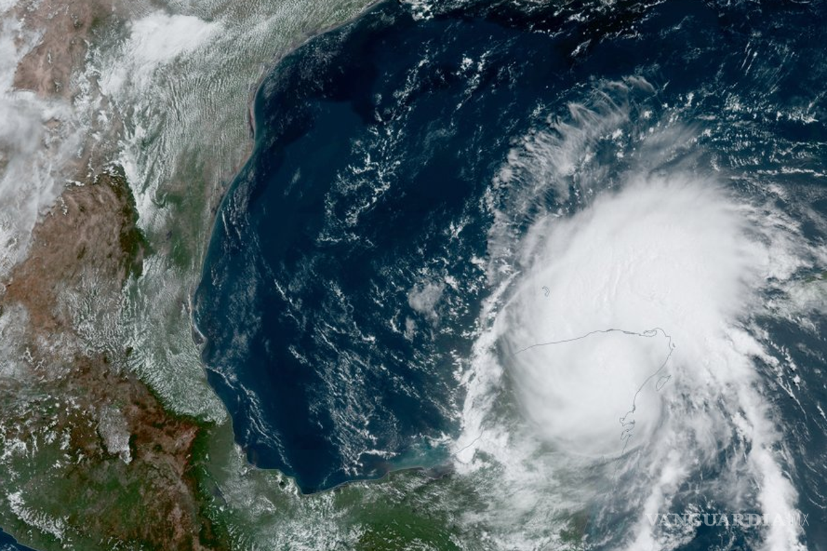 ‘Beryl’ se degradó a tormenta tropical sobre Yucatán, pero podría volver como huracán