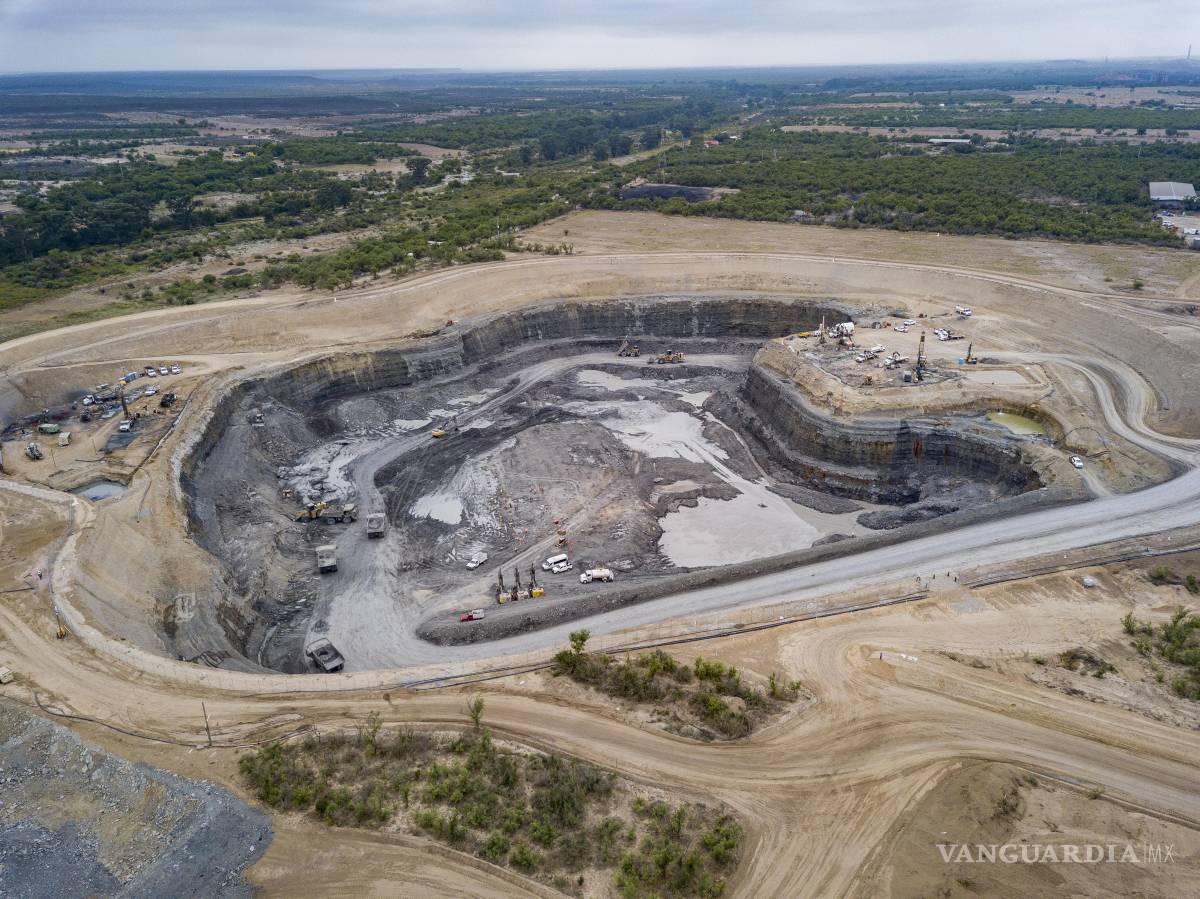 $!La tragedia de El Pinabete enlutó a 10 familias, quienes ya no volvieron a ver a sus seres queridos. Afuera, otro grupo de mineros que sobrevivieron, siguen luchando por justicia.