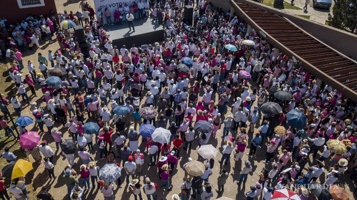 Así toman las calles y plazas miles de mexicanos para defender al INE (Fotos)