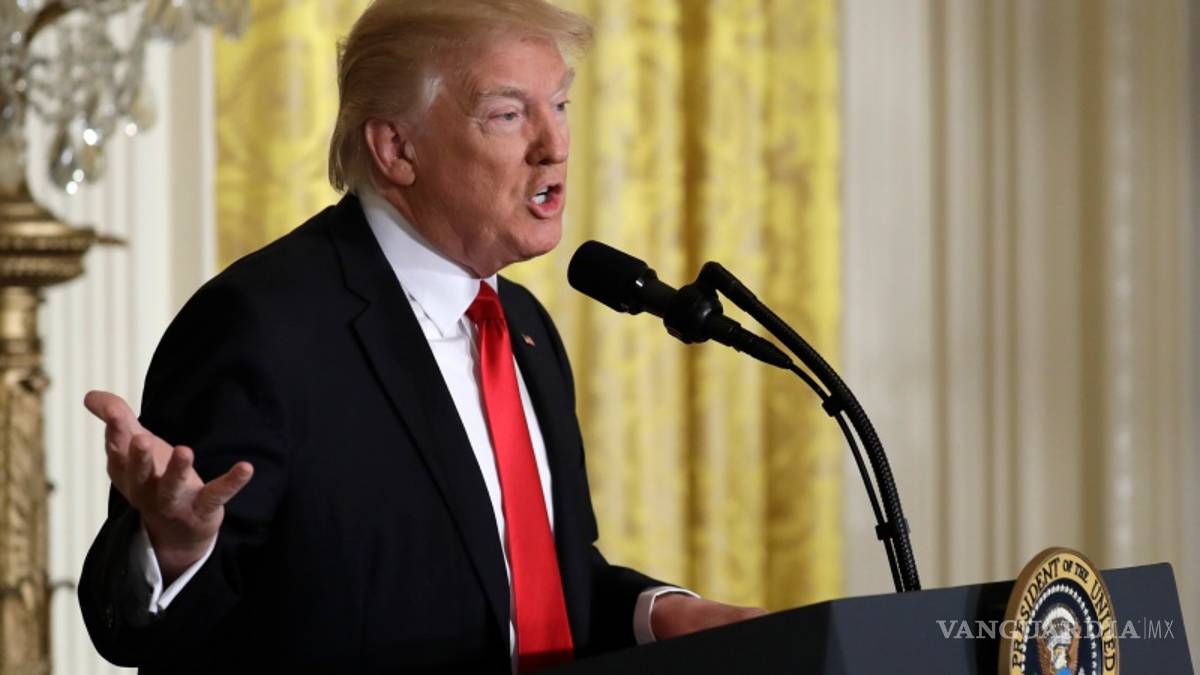 Trump atribuye récords en Wall Street a la "confianza" en su mandato