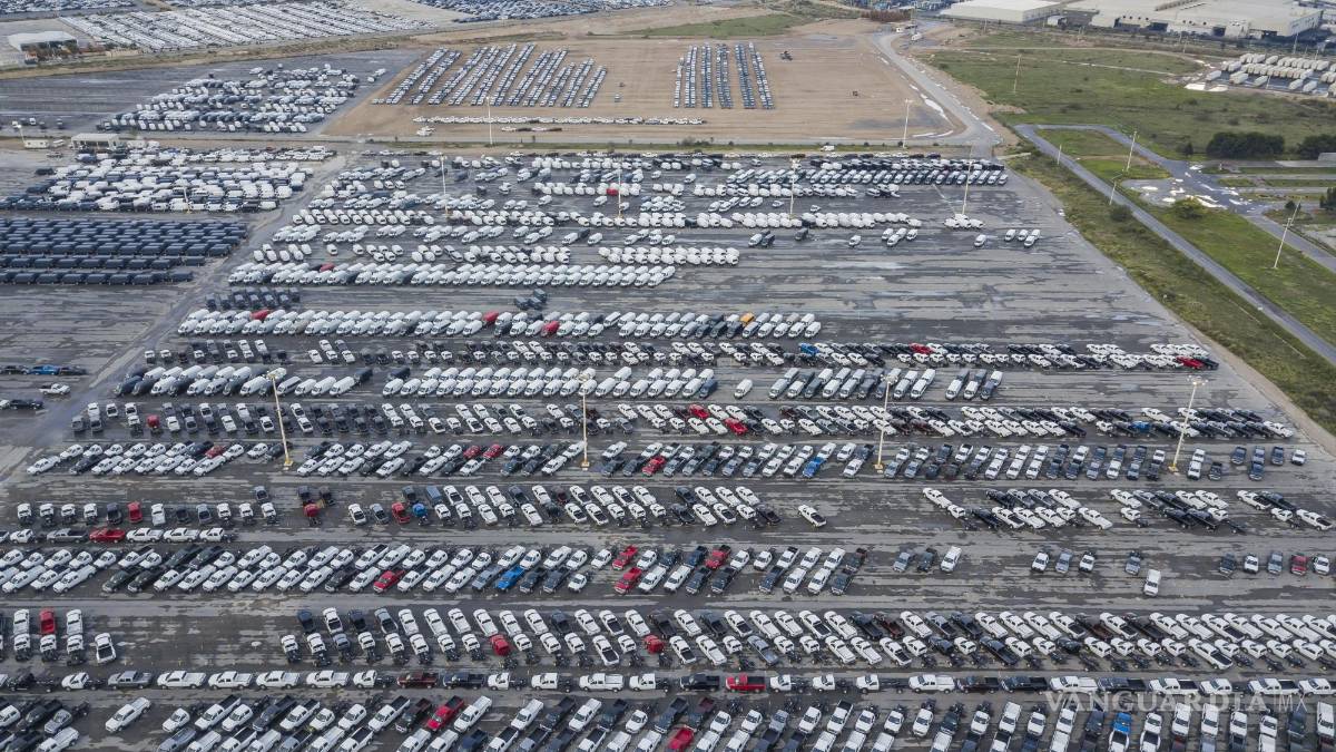 Coahuila: Así lucen miles de autos parados por falta de chips en Saltillo y Ramos Arizpe