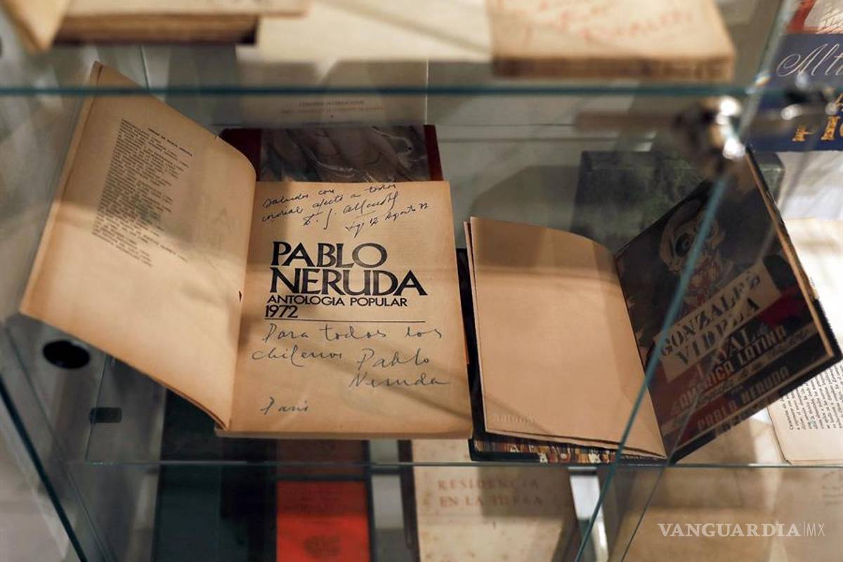 Mayor colección privada de Neruda está a la venta en Barcelona
