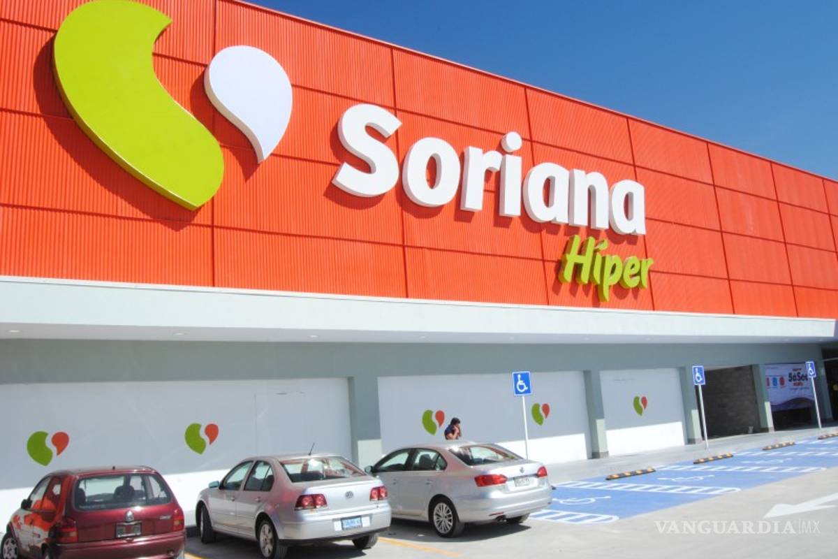 Soriana presenta denuncia por uso de su marca en vehículos para traficar migrantes