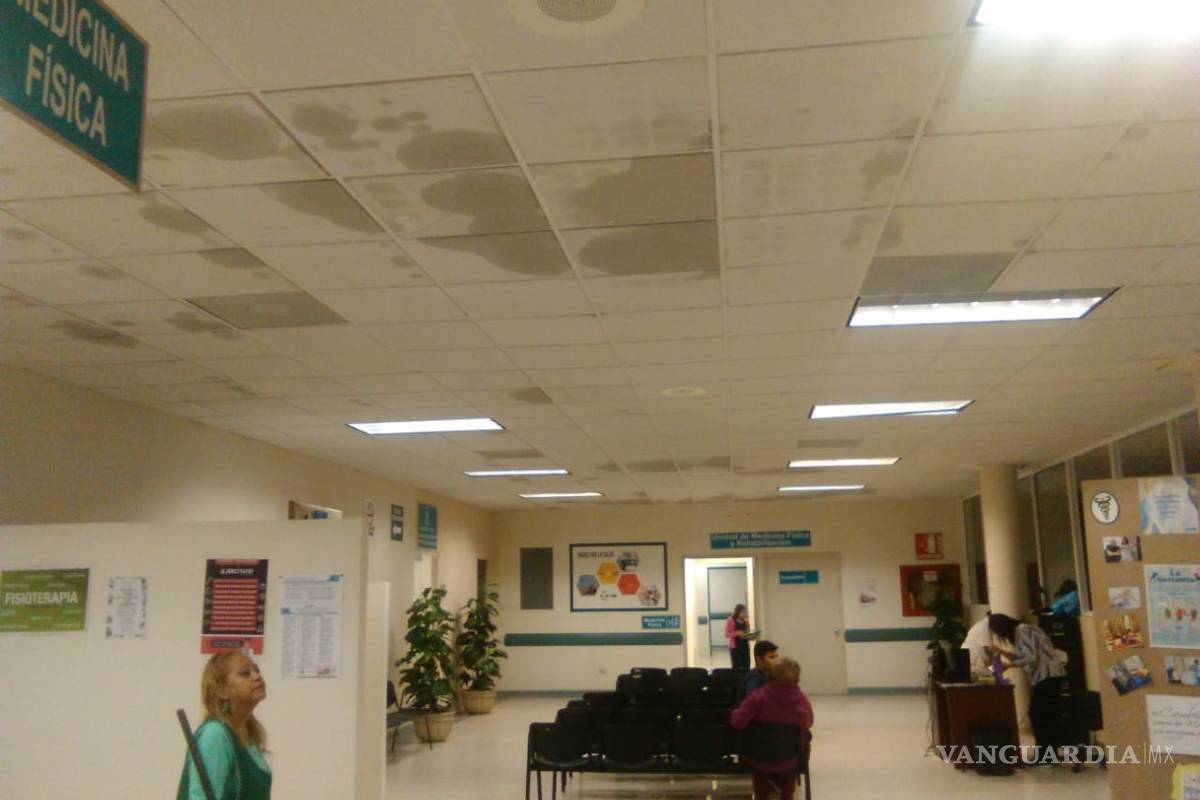 Lluvias revelan gran cantidad de goteras en el Centro Estatal del Adulto Mayor en Saltillo