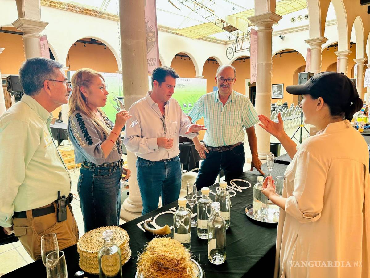 $!El Consejo Nacional de Productores de Sotol A.C. organizó el encuentro para promover este destilado coahuilense.