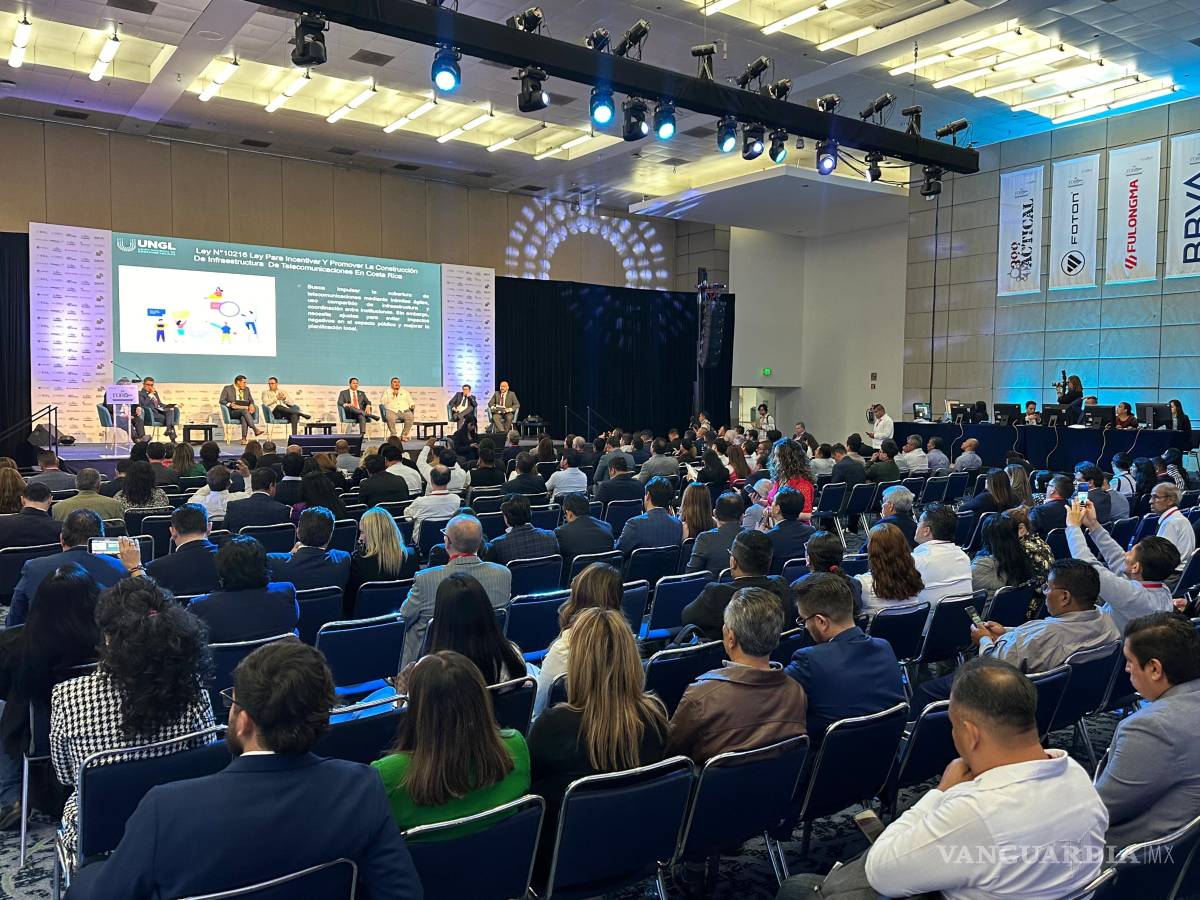 $!El Centro Citibanamex de la capital del País, fue la sede donde se llevó a cabo XV Foro Alcaldes Hablando con Alcaldes: “Municipios, protagonistas del desarrollo”.