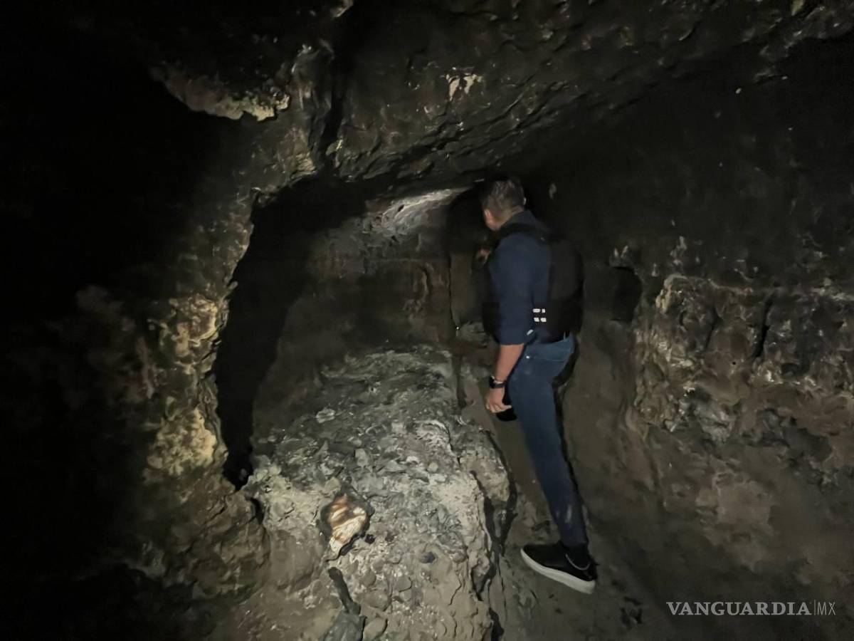 $!El comisionado Miguel Ángel Garza Félix encabezó el operativo de revisión de cuevas reportadas por vecinos como posibles refugios de delincuentes.