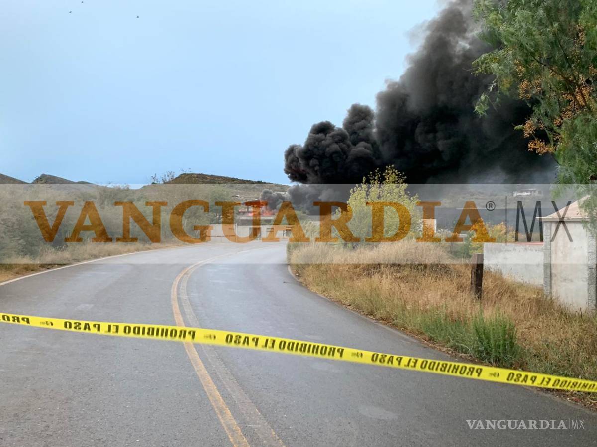 $!Explotan tanques de gas en ejido de Coahuila y provocan incendio