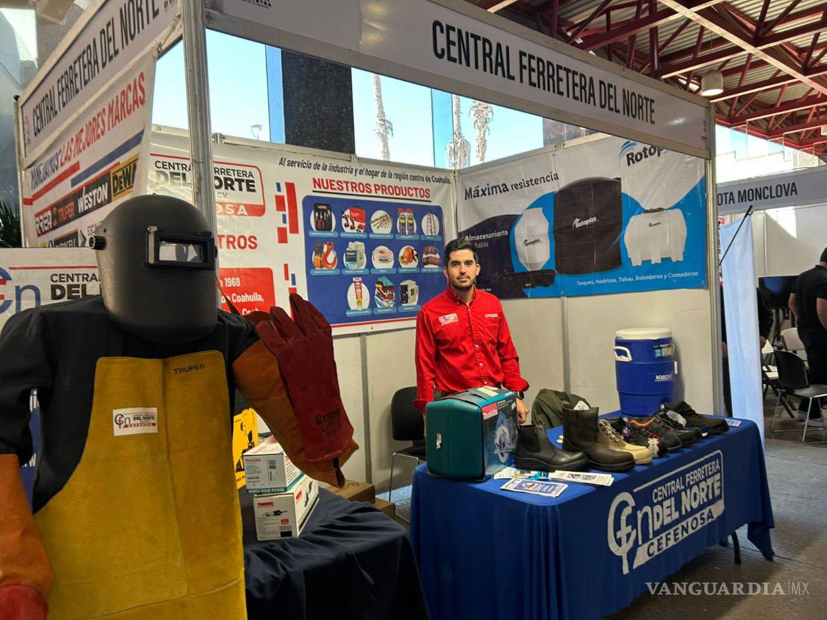 $!Autoridades estatales, municipales y académicas participaron en la apertura del encuentro empresarial.