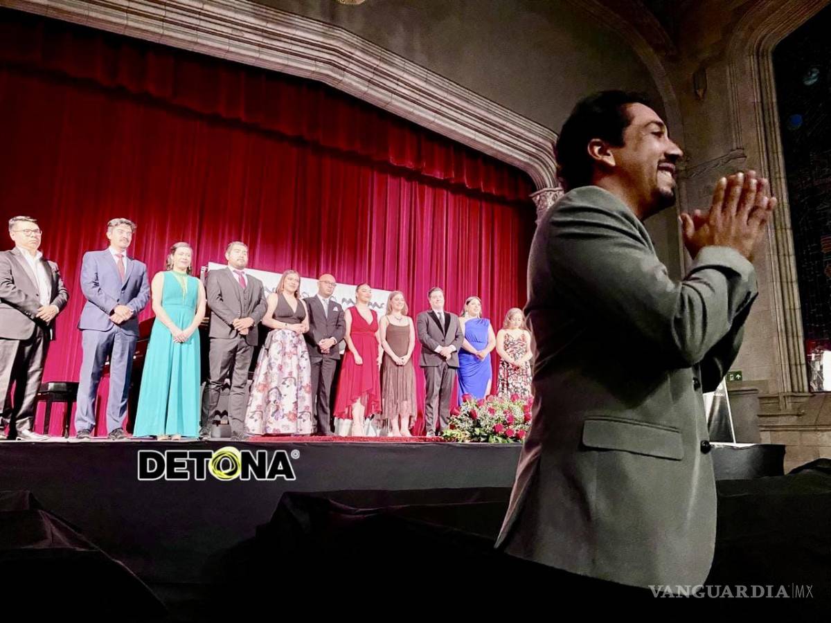 $!Rennier Piñero, al final de la presentación de la 6a Generación de MOS.