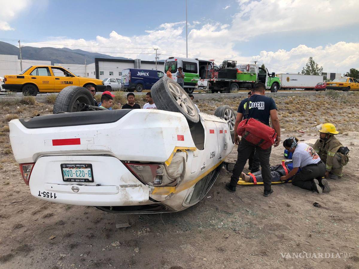 $!La volacadura presuntamente ocurrió a causa de una falla mecánica.