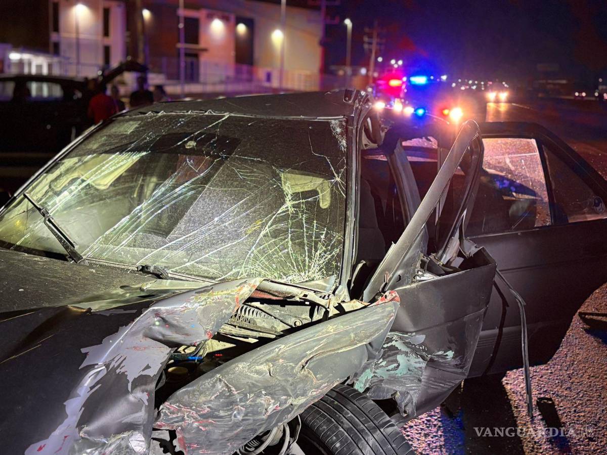 $!El presunto responsable huyó del lugar a pie, dejando su automóvil abandonado.