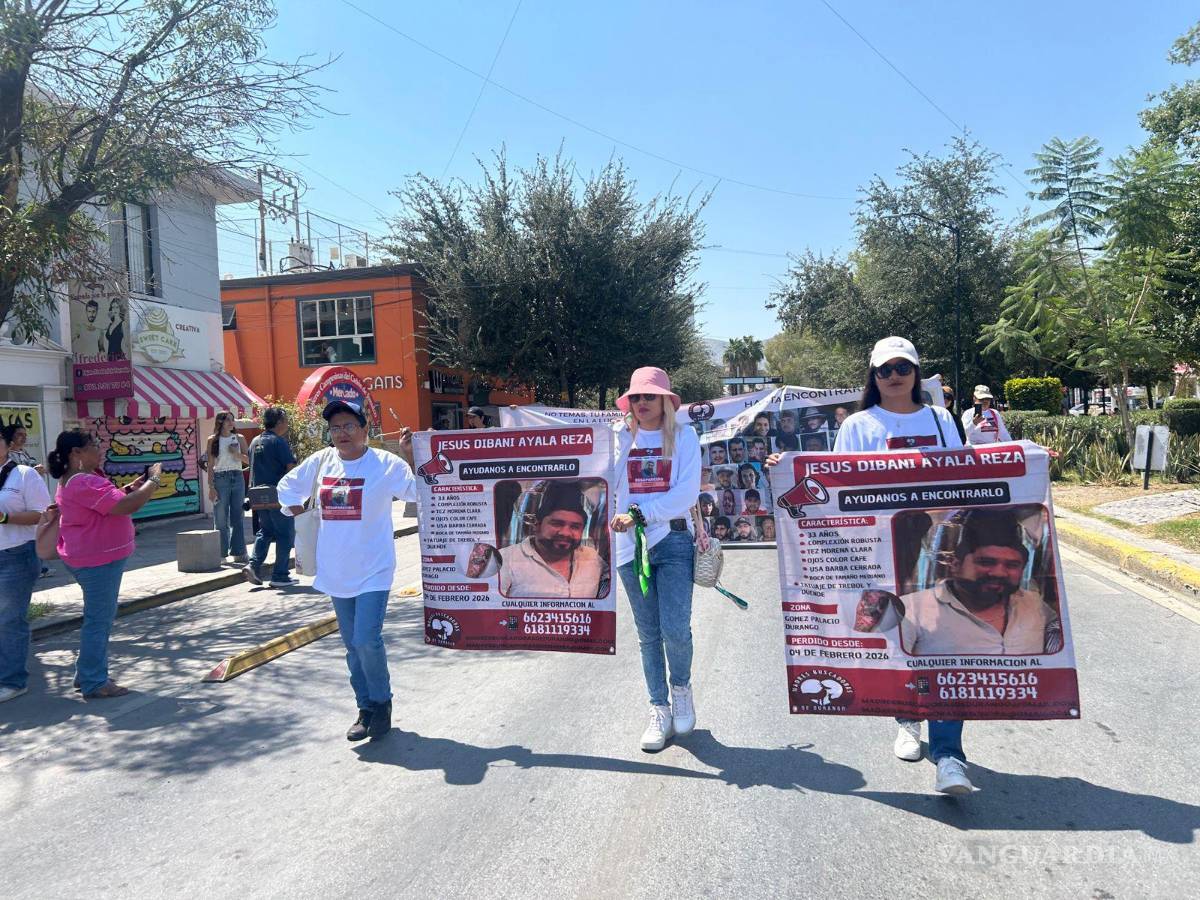 $!Colectivos recorrieron las calles de Torreón para mantener visible la exigencia de búsqueda, verdad y justicia.