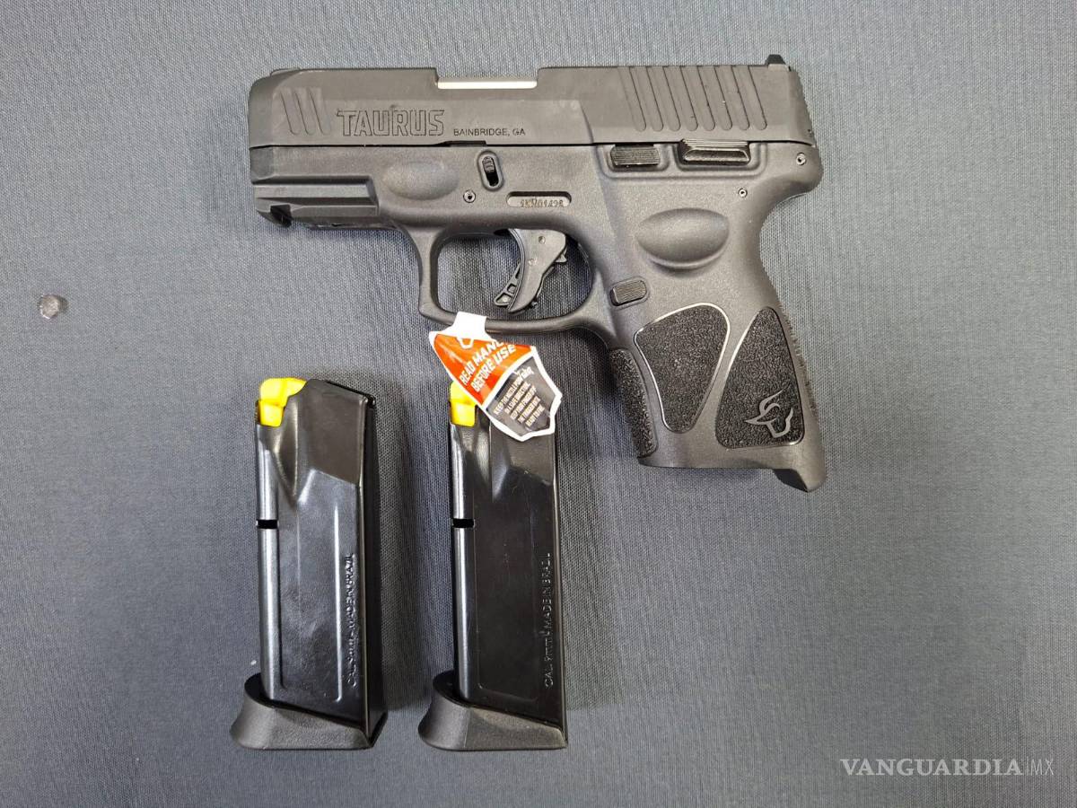 $!Elementos de la FGR aseguraron dos pistolas, cuatro cargadores y 325 cartuchos durante el operativo en Galeana.