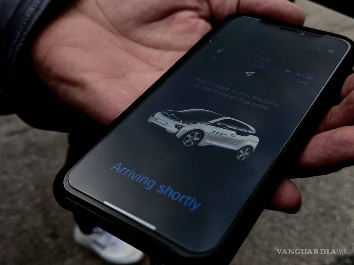 $!BMW permitirá bloquear y desbloquear su automóvil desde su teléfono inteligente