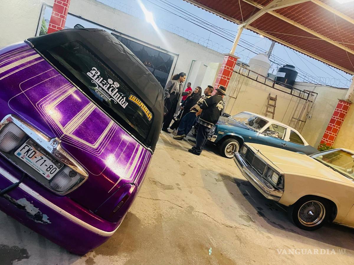 $!Más de 200 invitados se unieron a la celebración, disfrutando de la presencia de los impresionantes autos modificados.