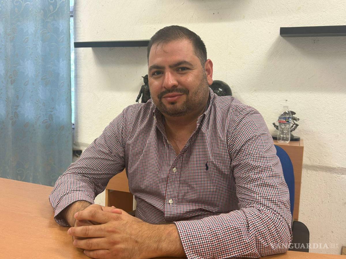 $!Abraham Segundo González explicó que las clases solo se suspenderán si al horario de entrada se registran 40 grados centígrados.