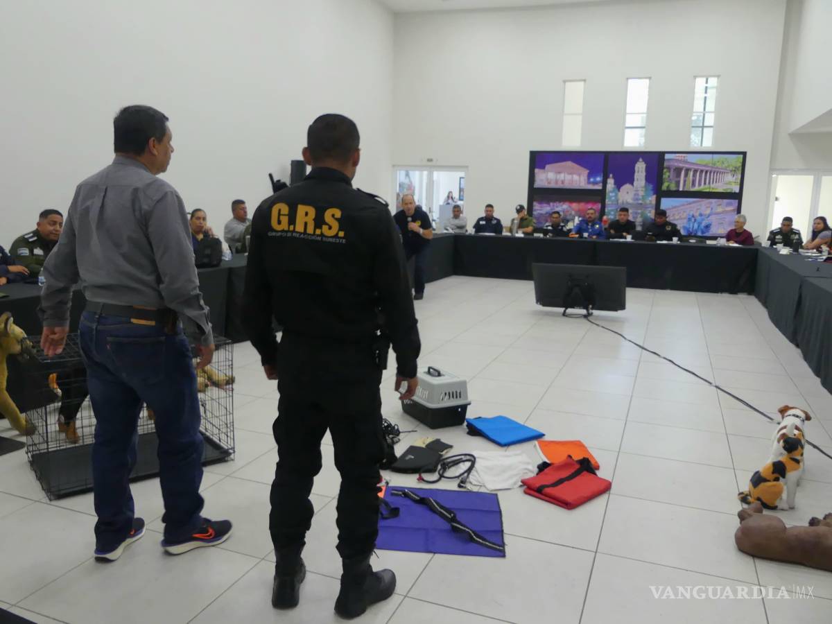 $!El curso de primeros auxilios para animales de compañía incluyó técnicas de restricción, transporte seguro, atención a heridas, fracturas, envenenamientos y maniobras de reanimación cardiopulmonar.