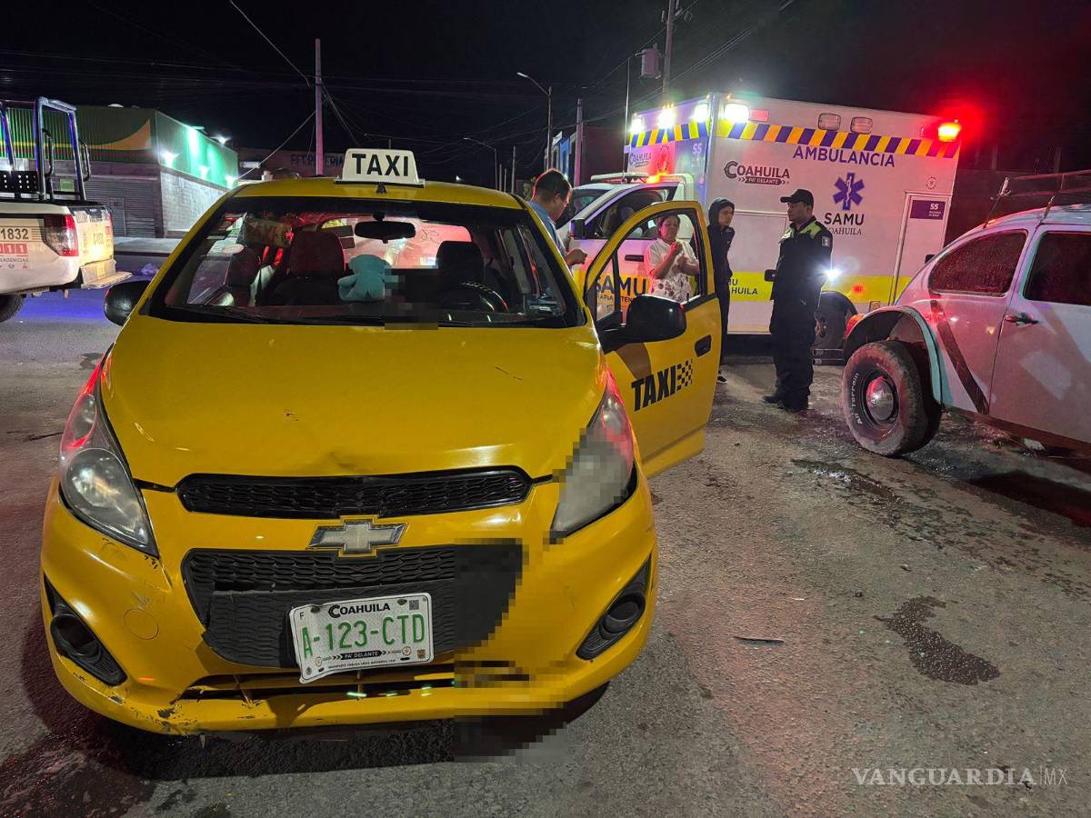$!Agentes de Tránsito Municipal tomaron conocimiento del percance en Misión Cerritos.