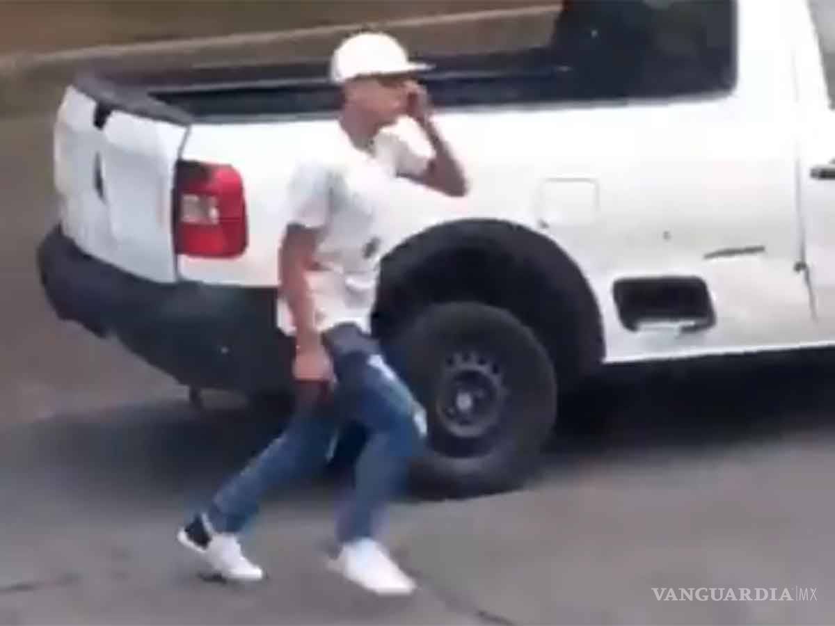 $!¡Vaya maniobra! Se salva de ser asaltado en Iztapalapa