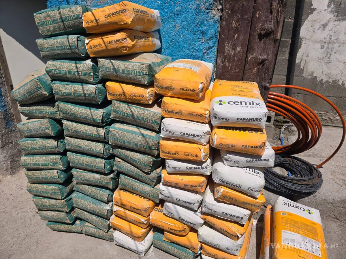 $!La suma de donaciones de ciudadanos, empresarios y autoridades permitió reunir materiales, mobiliario y recursos para devolver esperanza a una familia de Ramos Arizpe. FOTO: CORTESÍA