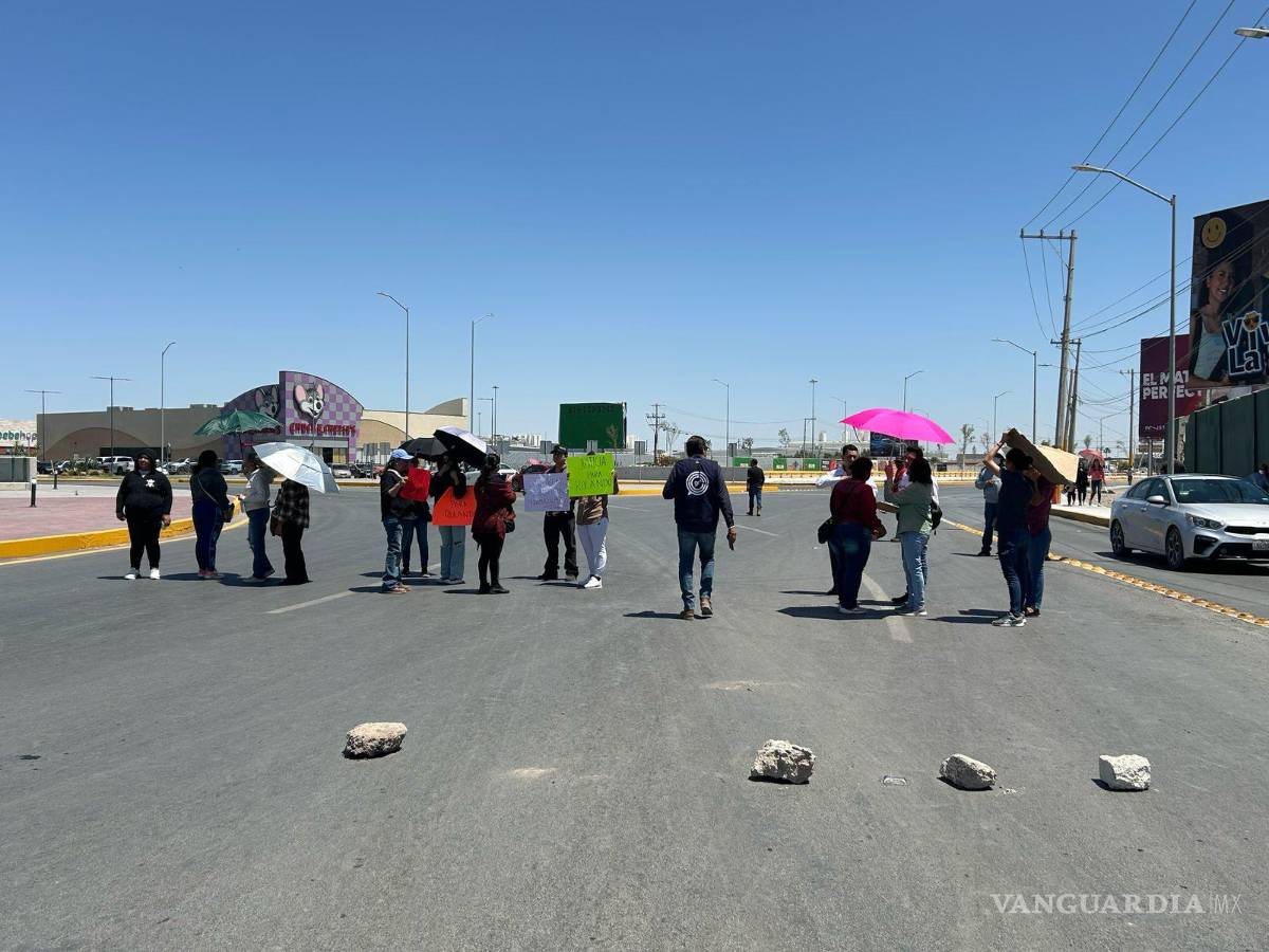 $!Manifestantes exigieron justicia por un homicidio a manos de un policía.