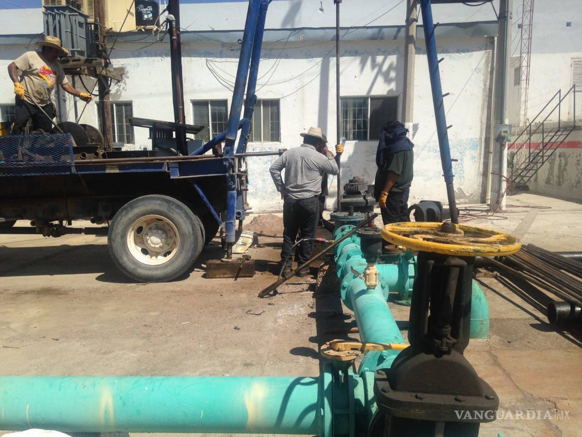 $!Fallas en bombas del Simas Torreón deja a colonias con baja presión