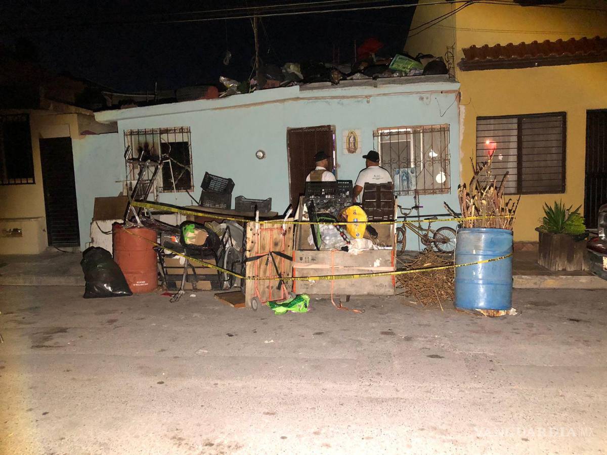 $!El oficial herido fue trasladado a un nosocomio a bordo de una patrulla.