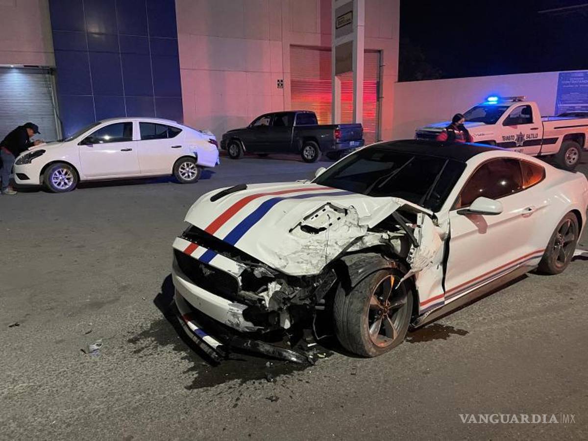 $!Debido a lo aparatoso del accidente, el vehículo responsable terminó en pérdida total.