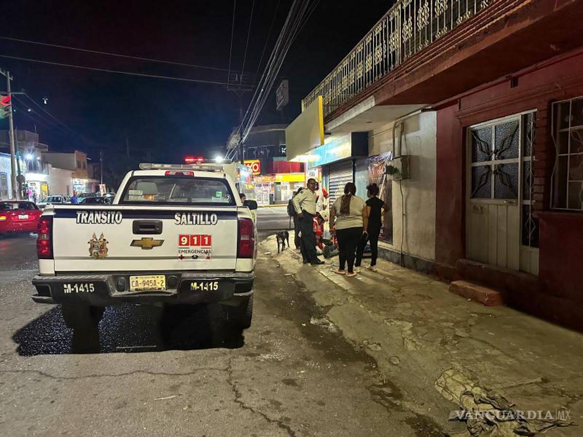 $!Tras el percance, la madre del joven optó por irse y dejarlo en el lugar