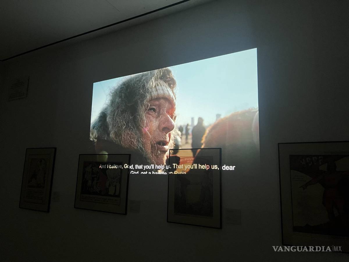 $!Fotografía de una proyección de video en el interior del Museo Ucraniano en Nueva York.