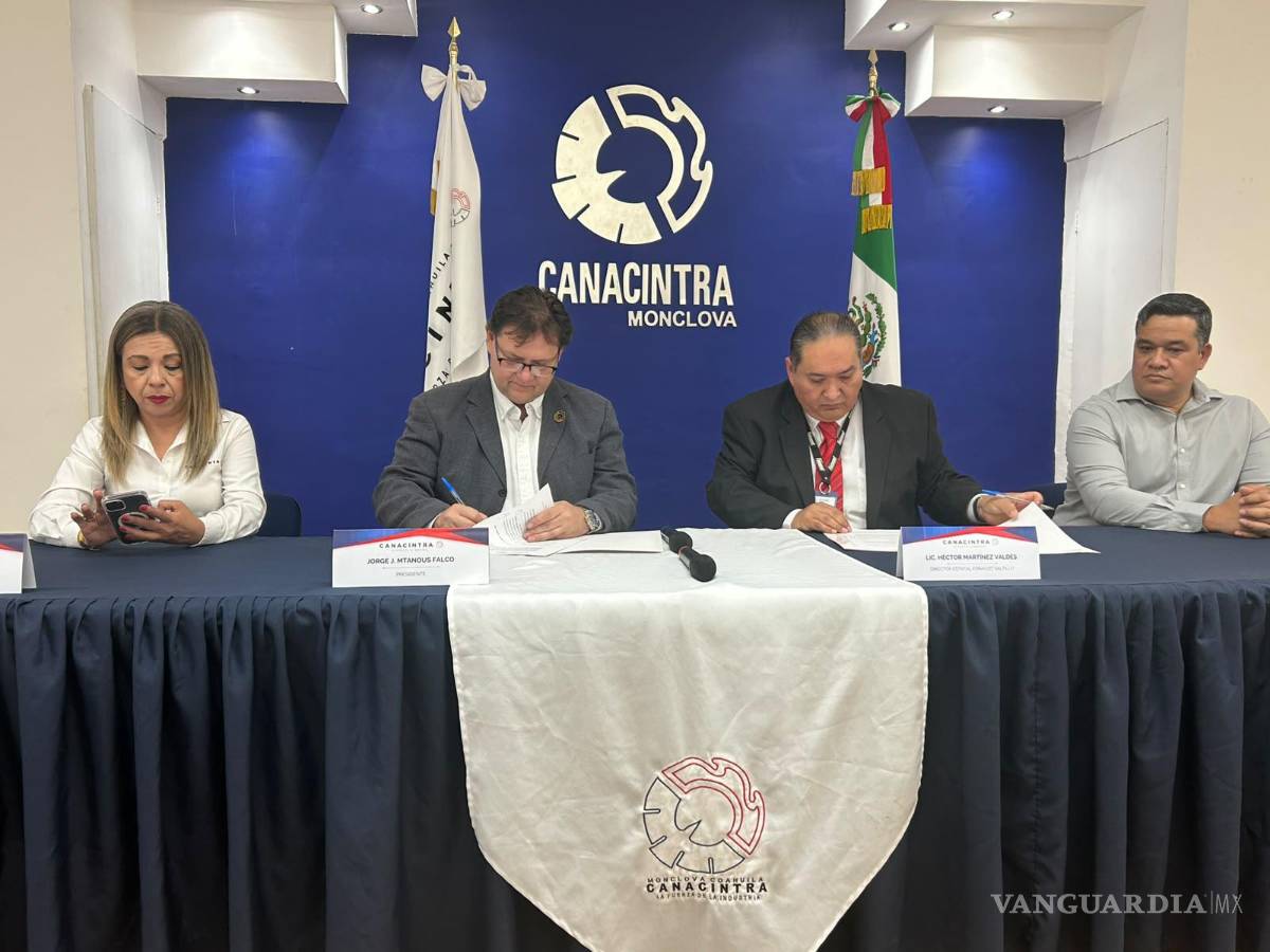 $!Representantes de Canacintra Monclova y Fonacot firmaron un convenio para ampliar el acceso a créditos entre trabajadores de la Región Centro.