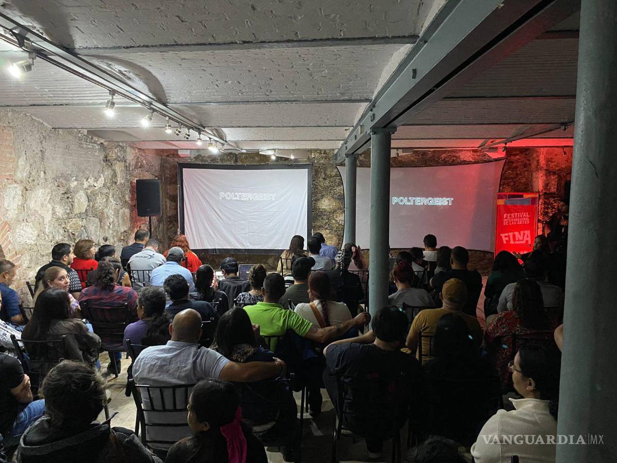 $!En el Centro Cultural Teatro García Carrillo fue proyectada la película Poltergeist.