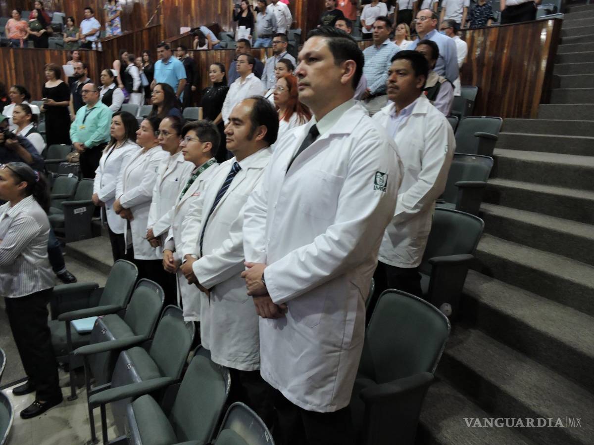 $!Más de 20 mil trabajadores del IMSS Coahuila entregan su máximo esfuerzo.