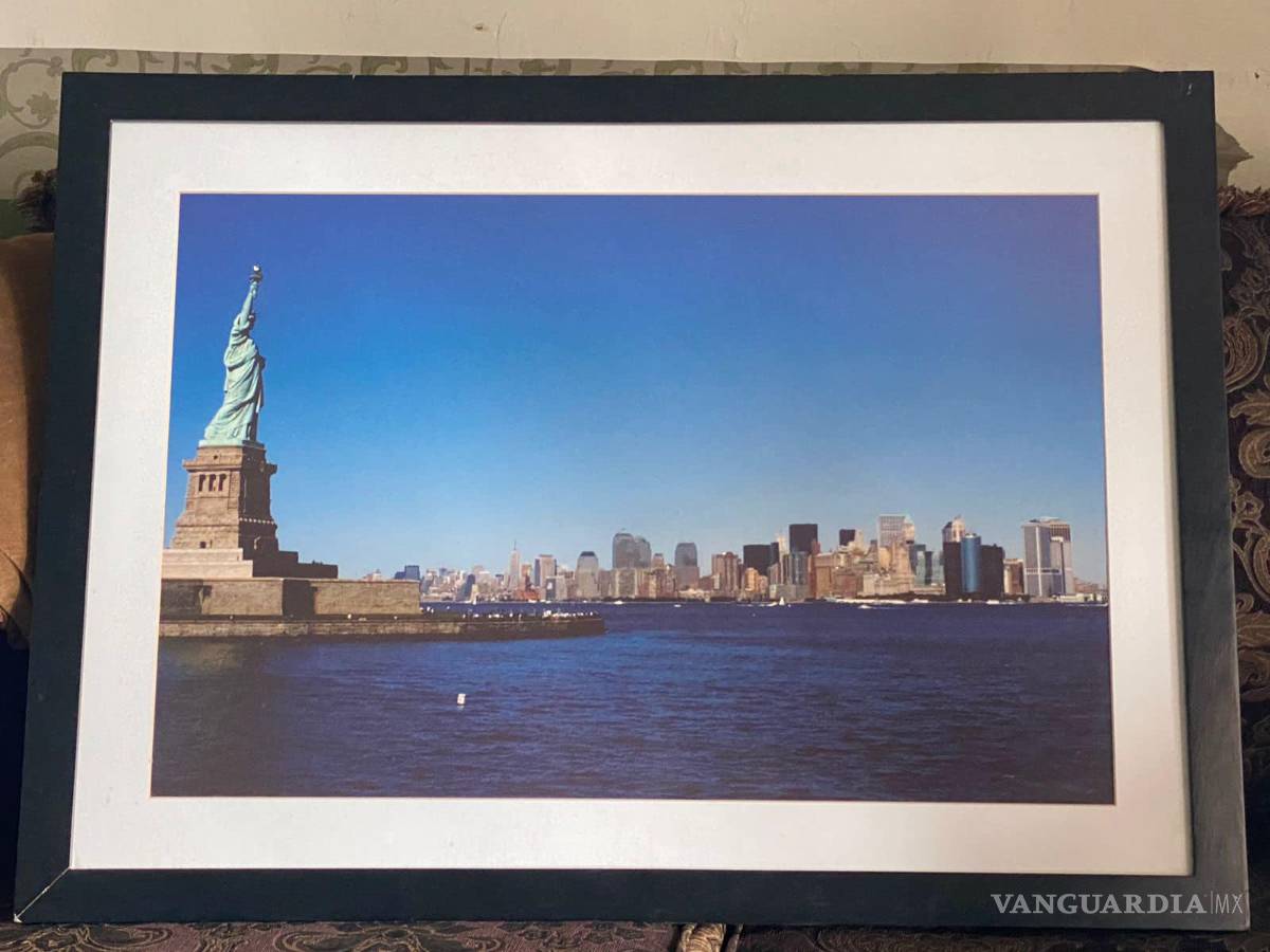 $!Subastan bates de jugadores de Saraperos de Saltillo para apoyar a mujer con cáncer