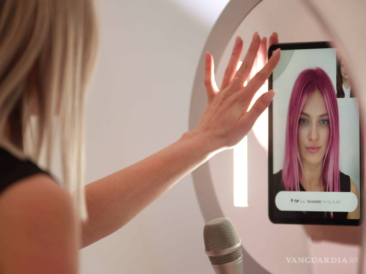 $!Technobeauty, maquillaje en un “smartphone”