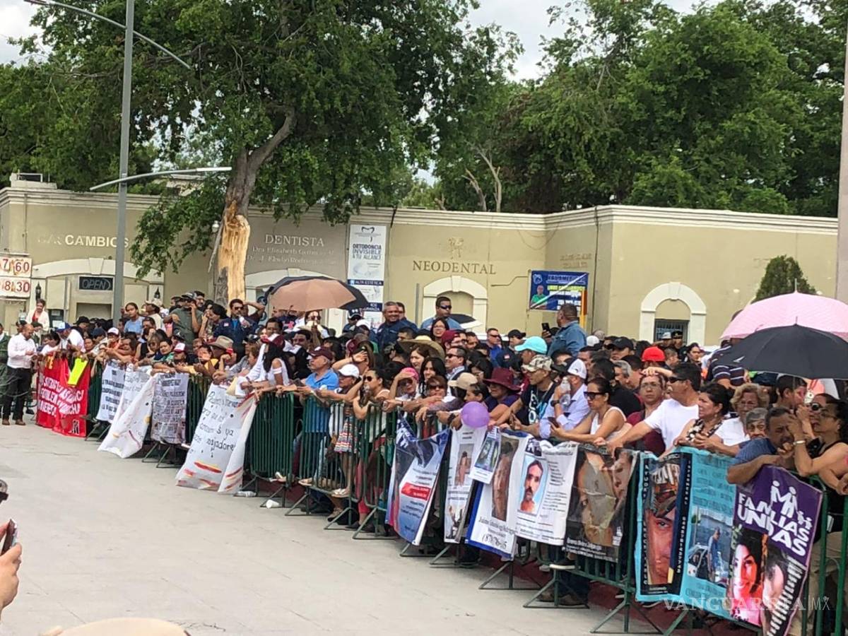 $!Los clamores a AMLO en Piedras Negras: Búsqueda de desaparecidos, revés a Reforma Energética e irregularidades en el ISSSTE