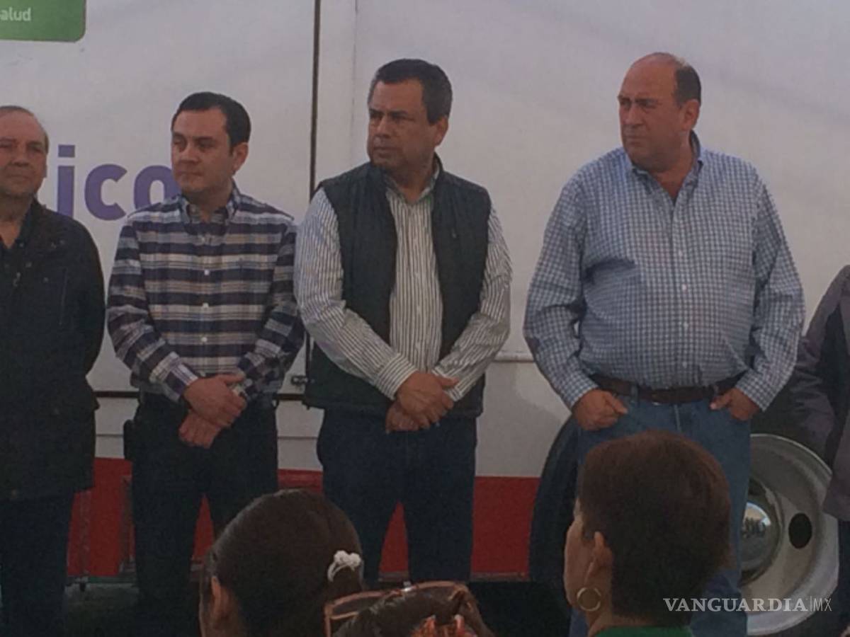 $!Encabeza el gobernador de Coahuila Macro brigada y el Mercadito en Torreón