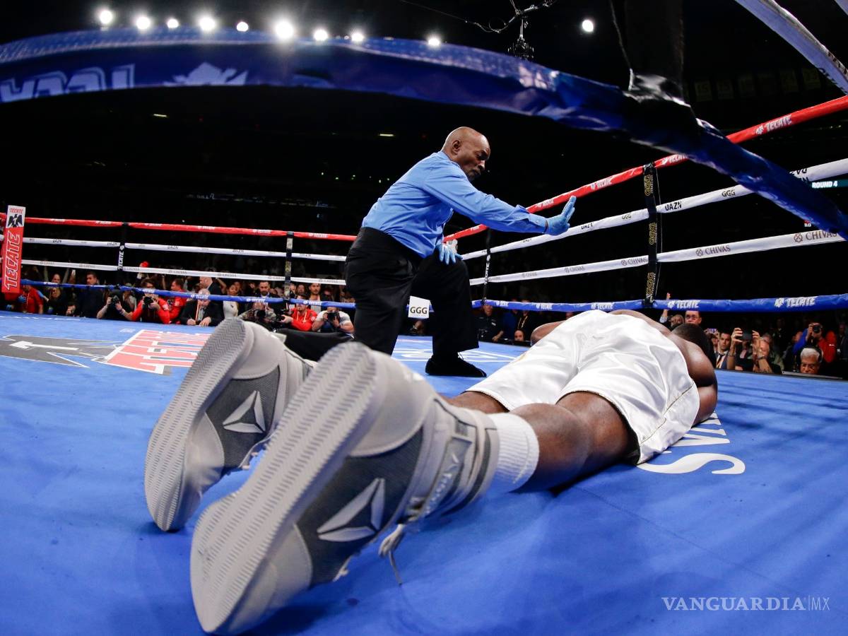 $!Golovkin regresa al ring y masacra a Steve Rolls