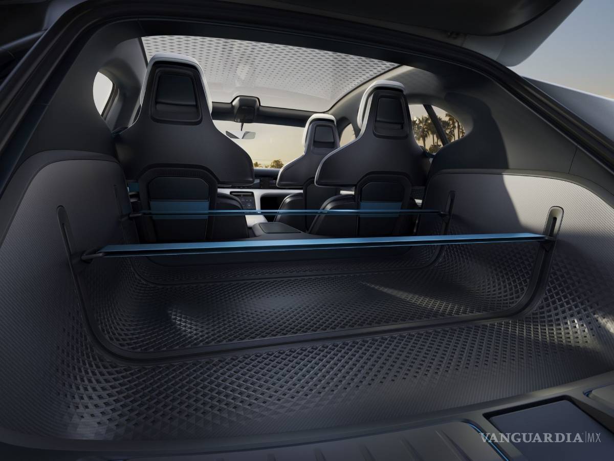 $!Porsche Mission E Cross Turismo, un eléctrico capaz en cualquier terreno